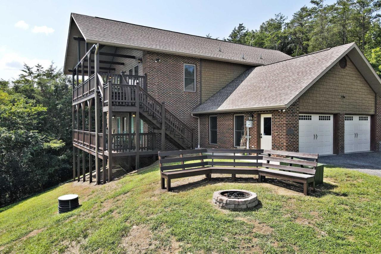 Pet-Friendly Smoky Mountain Retreat With Game Room! Севьервилл Экстерьер фото
